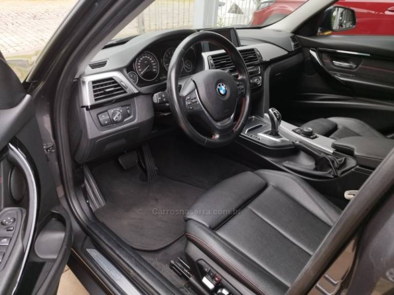 BMW - 320I - 2018/2018 - Cinza - R$ 139.000,00