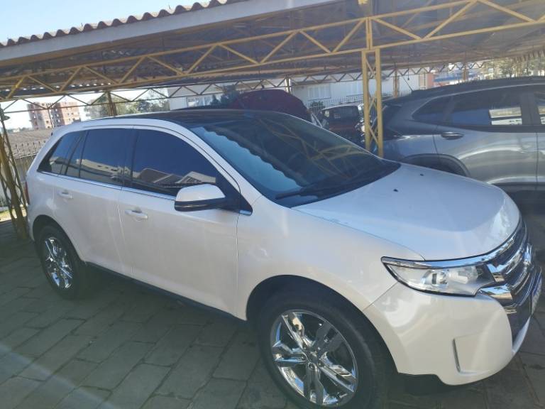 FORD - EDGE - 2011/2012 - Branca - R$ 67.500,00
