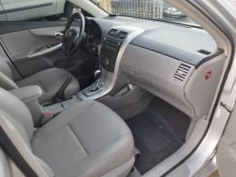 TOYOTA - COROLLA - 2012/2013 - Prata - R$ 69.900,00