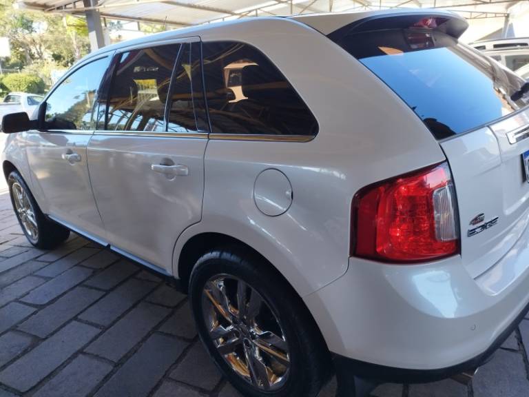 FORD - EDGE - 2011/2012 - Branca - R$ 67.500,00