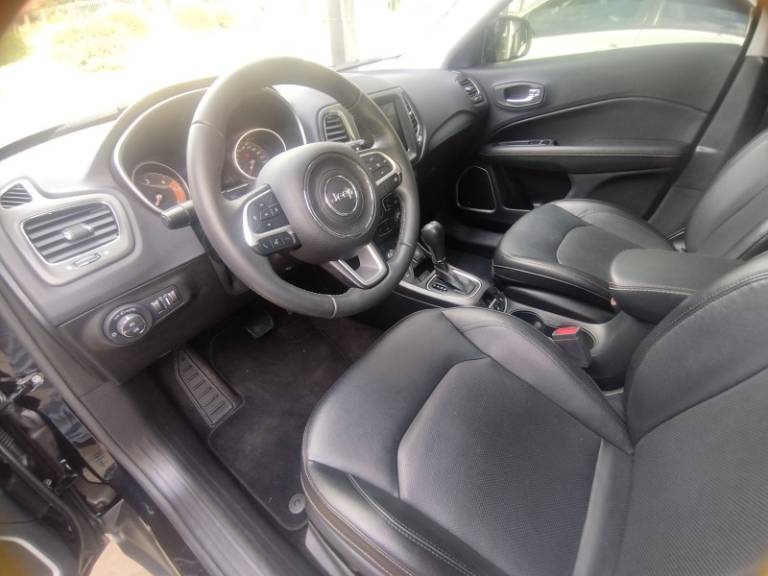 JEEP - COMPASS - 2021/2021 - Preta - R$ 125.000,00