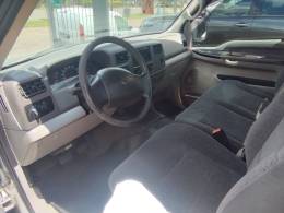 FORD - F-250 - 2001/2001 - Prata - R$ 169.000,00