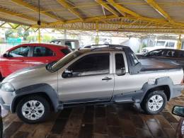 FIAT - STRADA - 2009/2010 - Bege - R$ 47.000,00
