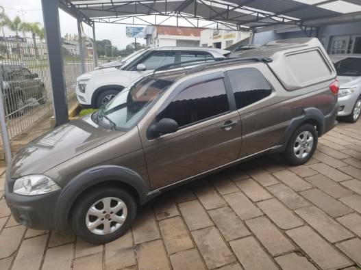 FIAT - STRADA - 2014/2014 - Marrom - R$ 55.000,00