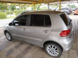 VOLKSWAGEN - FOX - 2015/2015 - Prata - R$ 46.000,00