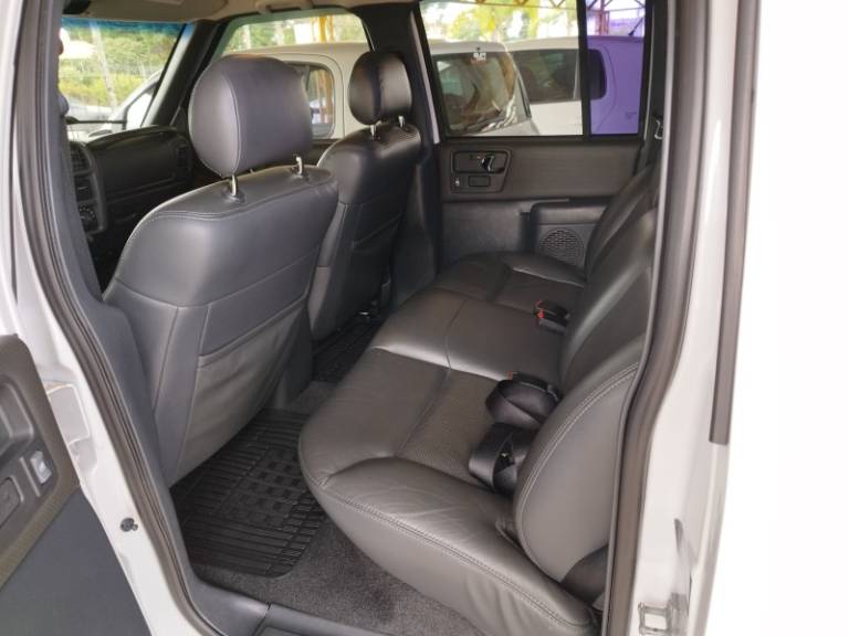 CHEVROLET - S10 - 2008/2009 - Branca - R$ 68.000,00