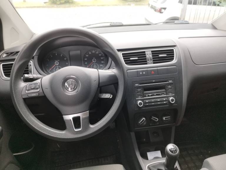 VOLKSWAGEN - FOX - 2011/2012 - Branca - R$ 34.500,00