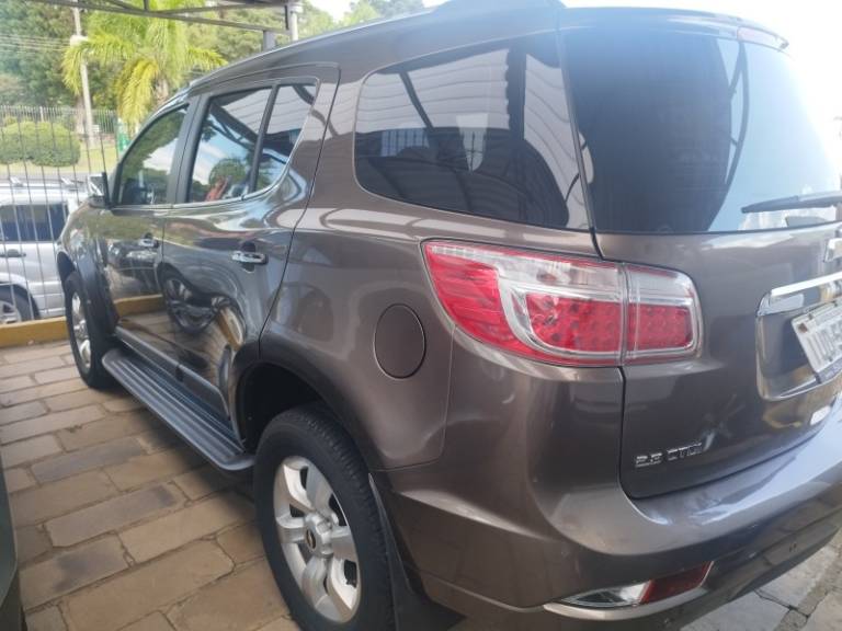 CHEVROLET - TRAILBLAZER - 2012/2013 - Cinza - R$ 118.000,00