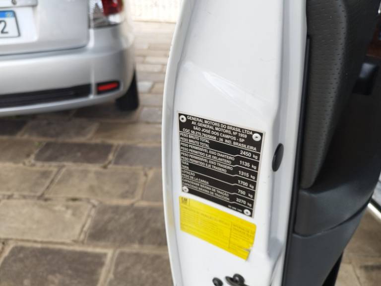 CHEVROLET - S10 - 2008/2009 - Branca - R$ 68.000,00