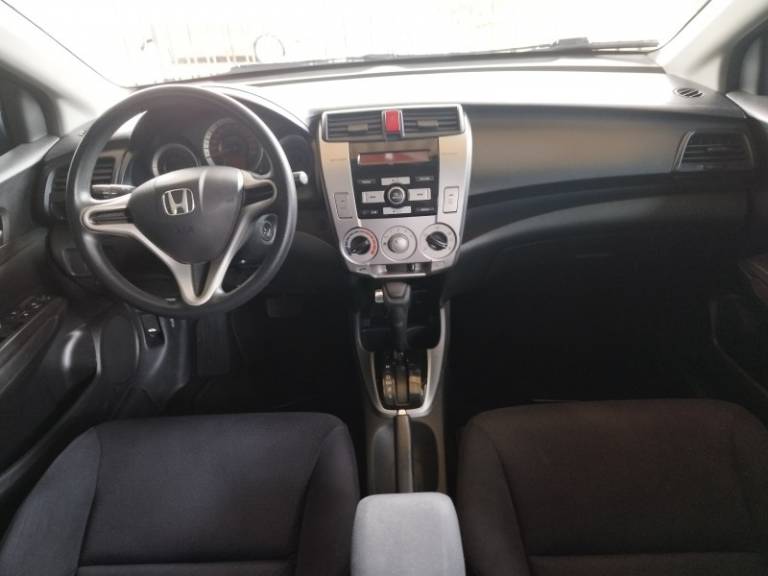 HONDA - CITY - 2009/2010 - Cinza - R$ 45.000,00