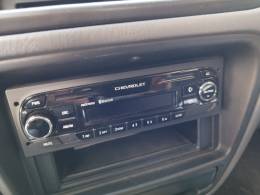 CHEVROLET - TRACKER - 2006/2007 - Prata - R$ 49.000,00