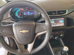 CHEVROLET - ONIX - 2014/2015 - Branca - R$ 49.900,00