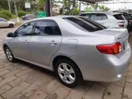TOYOTA - COROLLA - 2010/2011 - Cinza - R$ 58.500,00